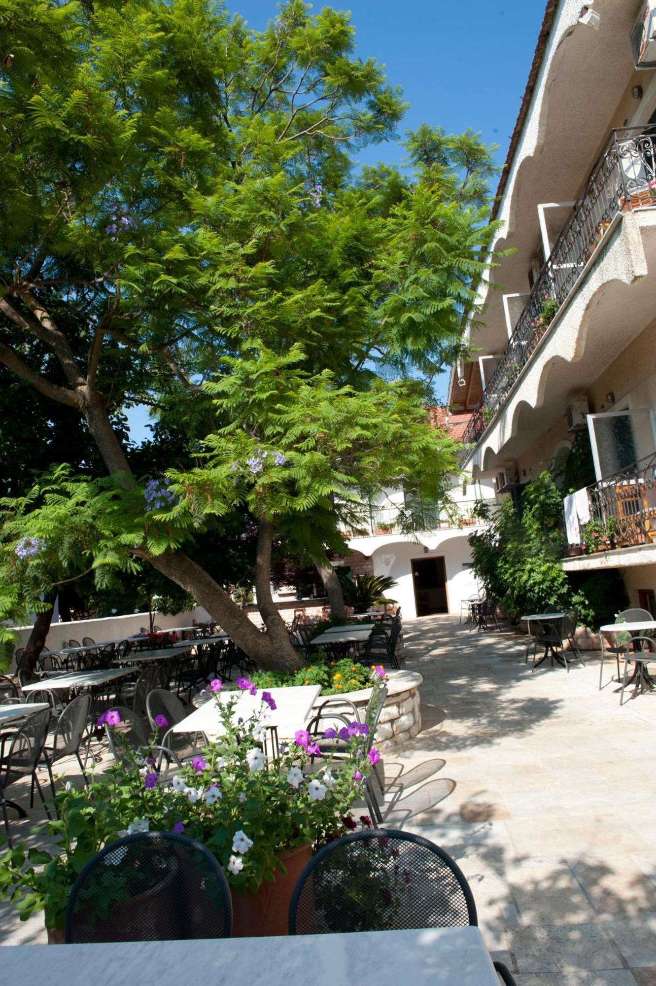 Marie Hotel Acharavi  Dış mekan fotoğraf